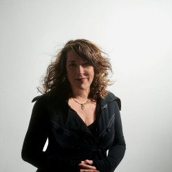 Beth Nielsen Chapman photo