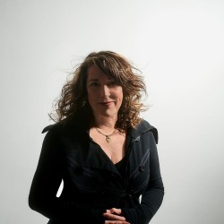 Beth Nielsen Chapman photo