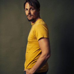 Charlie Mars photo