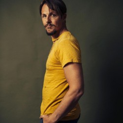 Charlie Mars photo